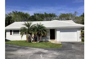 4481 Nw 1st Ter, Deerfield Beach