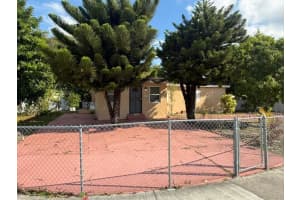 691 NW 187th St, Miami, FL 33169 - MLS#F10539704