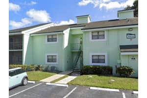 4090 N Pine Island Rd 301, Sunrise