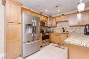 1610 Sw 68th Ter, North Lauderdale