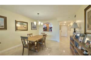 1516 Whitehall Dr 303, Davie, FL 33324 - MLS#F10539739