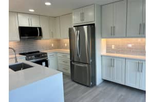 214 Monaco Dr 214 Delray Beach, FL 33446 - Off Market