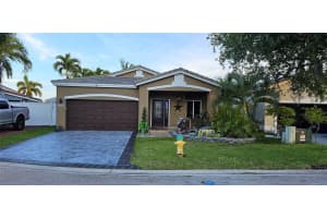 4572 SW 14th St, Deerfield Beach, FL 33442 - MLS#F10539767