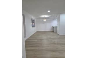 8571 Nw 16th St, Pembroke Pines