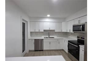 8571 16th Street, Pembroke Pines, FL 33024 - MLS#F10539768