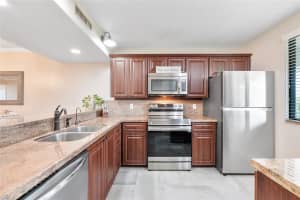 6181 Balboa Cir 403, Boca Raton, FL 33433 - MLS#F10539774