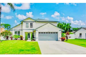 128 N Royal Pine Cir N, Royal Palm Beach