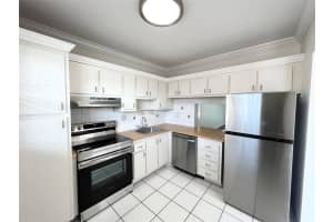 6005 Del Lago Cir 102, Sunrise