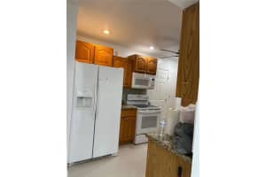 5635 Grant St, Hollywood, FL 33021 - MLS#F10539831