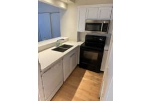 540 Brickell Key Drive, Miami, FL 33131 - MLS#F10539867