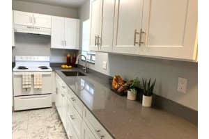 317 Lake Evelyn Dr, West Palm Beach, FL 33411 - MLS#F10539871