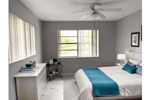 317 Lake Evelyn Dr, West Palm Beach, FL 33411 - MLS#F10539871