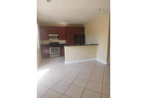 484 NW 43rd St, Oakland Park, FL 33309 - MLS#F10539892