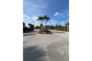 2524 La Cristal Cir, Palm Beach Gardens, FL 33410 - MLS#F10539915