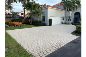 2524 La Cristal Cir, Palm Beach Gardens, FL 33410 - MLS#F10539915