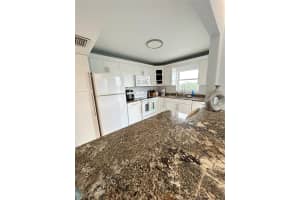 1200 Hibiscus Avenue, Pompano Beach, FL 33062 - MLS#F10539927