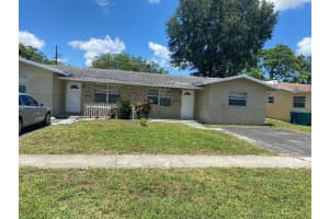 5415 NW 16th Ct, Lauderhill, FL 33313 - MLS#F10539941