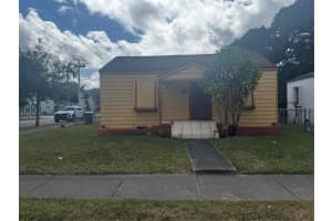 1300 Nw 42nd Street, Miami, Fl 33142, Miami