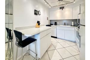 519 Tilford X 519, Deerfield Beach, FL 33442, Deerfield Beach, FL 33442 - MLS#F10539946