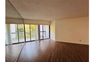 2000 N Congress Ave 204, West Palm Beach, FL 33401 - MLS#F10539956