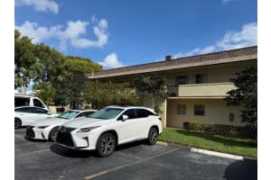 5515 Lakewood Circle, Pompano Beach, FL 33063 - MLS#F10539963