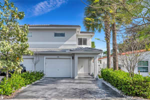 808 NE 15th Ave, Fort Lauderdale, FL 33304 - MLS#F10539998