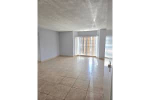 1971 SE 5th Ct 101E, Pompano Beach, FL 33060 - MLS#F10540040