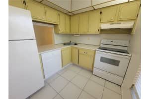 6000 NW 64th Ave 205, Tamarac, FL 33319 - MLS#F10540041