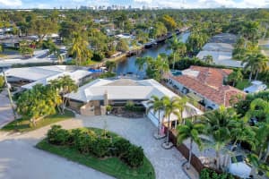 1500 NE 24th St, Wilton Manors, FL 33305 - MLS#F10540068