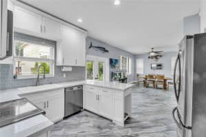 847 127th Avenue, Coral Springs, FL 33071 - MLS#F10540082