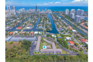 700 Layne Blvd 301, Hallandale Beach, FL 33009 - MLS#F10540083