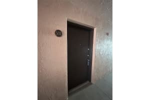 7040 Coral Way, Miami, FL 33155 - MLS#F10540122