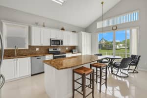 1581 NW 159th Ave, Pembroke Pines, FL 33028 - MLS#F10540123