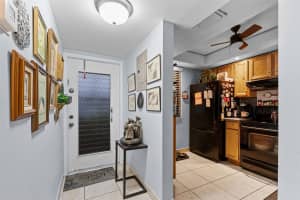 10402 Sunrise Lakes Boulevard, Sunrise, FL 33322 - MLS#F10540143