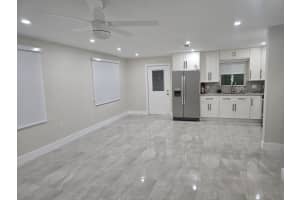 2207 Taft Street, Hollywood, FL 33020 - MLS#F10540158