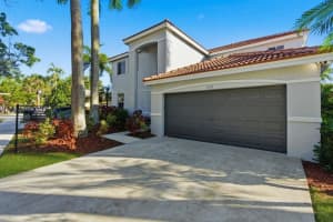 1170 Chenille Circle, Weston, Fl 33327, Weston