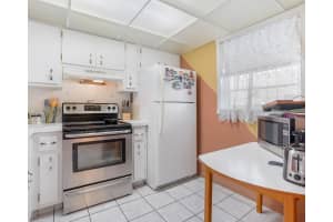 2881 NW 47th Ter 406, Lauderdale Lakes, FL 33313 - MLS#F10540186