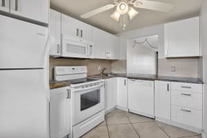 2571 Aragon Blvd 214, Sunrise, FL 33322 - MLS#F10540187