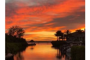 5725 Pelican Pointe Dr 4, Sebastian, FL 32958 - MLS#F10540196