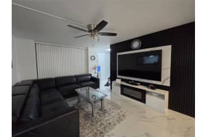 3400 Blue Lake Dr 604, Pompano Beach, FL 33064 - MLS#F10540201