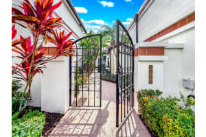 6406 Via Rosa, Boca Raton, FL 33433 - MLS#F10540225