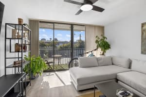 1531 SE 15th St 7, Fort Lauderdale, FL 33316 - MLS#F10540226