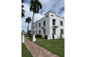817 Tyler St, Hollywood, FL 33019 Sold 01/02/26