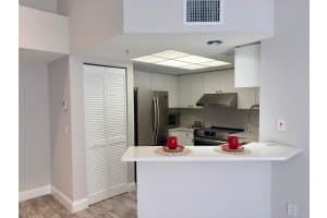 2119 SE 10th Ave 910, Fort Lauderdale, FL 33316 - MLS#F10540230