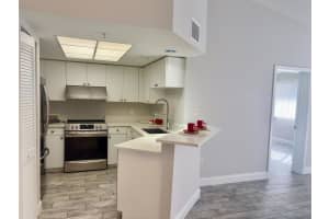 2119 SE 10th Ave 910, Fort Lauderdale, FL 33316 - MLS#F10540230