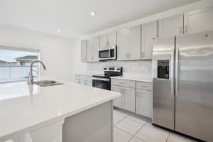 4295 Southern Vista Loop, St Cloud, FL 34772-6880 - MLS#F10540242