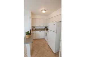 1960 NE 48 St 12, Pompano Beach, FL 33064 - MLS#F10540246