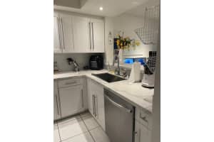 701 142nd Avenue, Pembroke Pines, FL 33027 - MLS#F10540253