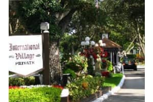 3670 Inverrary Dr, Lauderhill, FL 33319 - MLS#F10540263