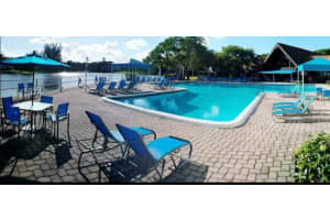 3670 Inverrary Dr, Lauderhill, FL 33319 - MLS#F10540263